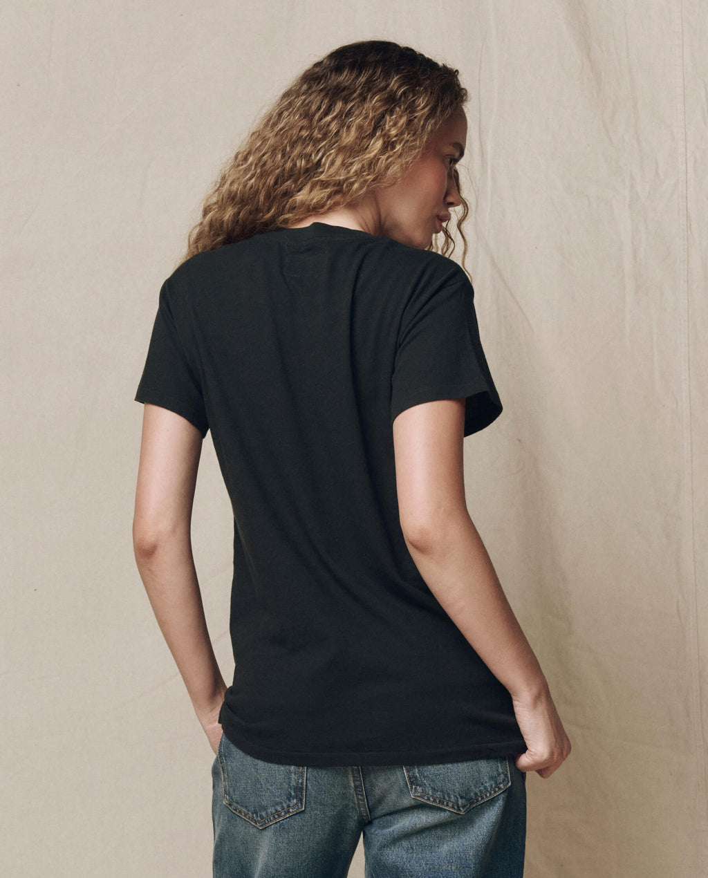 The Slim Tee. Solid -- Almost Black