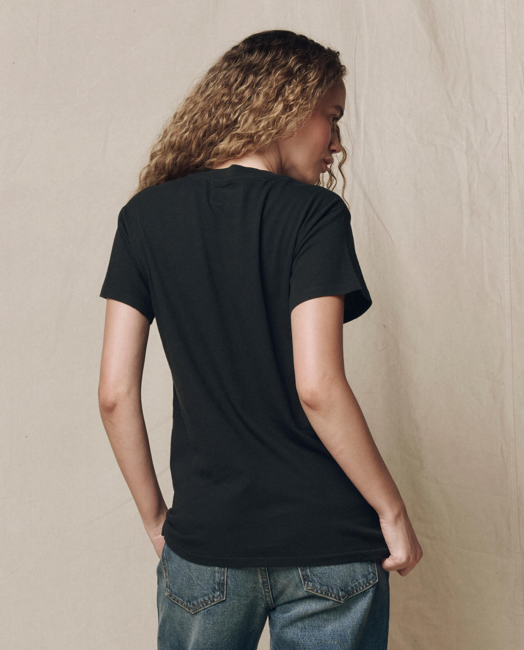 The Slim Tee. Solid -- Almost Black